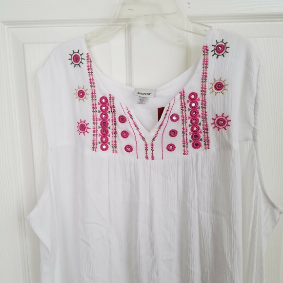 Avenue EMBROID-MIRROR YOKE TANK - Picture 5 of 8